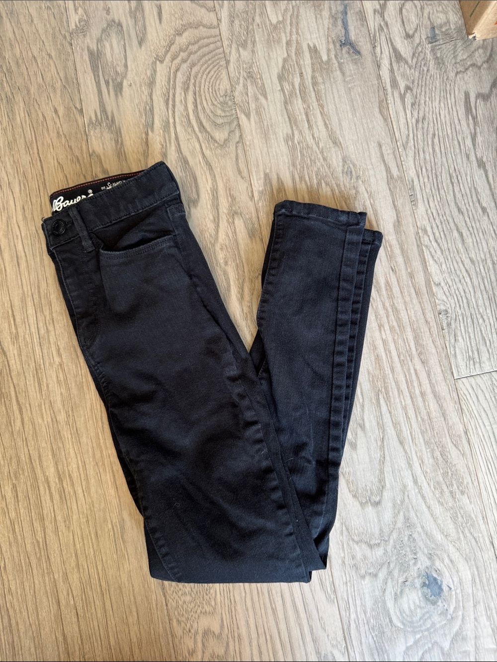 Eddie Bauer Women's Skinny Jeans in Black